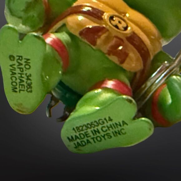 Jada Toys Teenage Mutant Ninja Turtles Die-Cast Figure with Keychain B14 - Picture 5 of 6